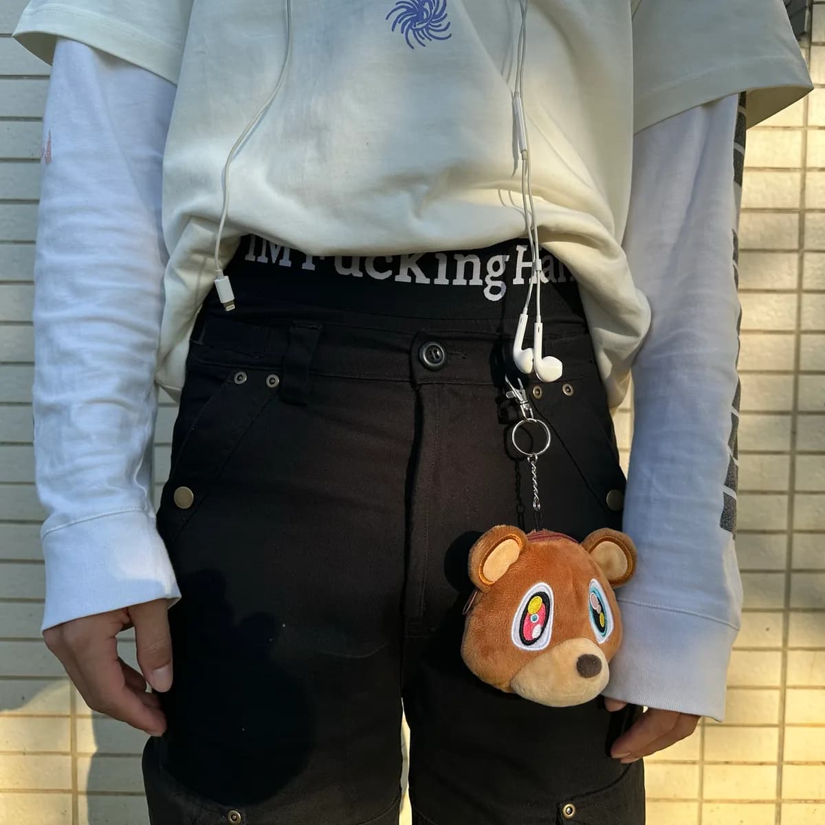 칸예 웨스트 드롭아웃 베어 인형 키링 상세 2