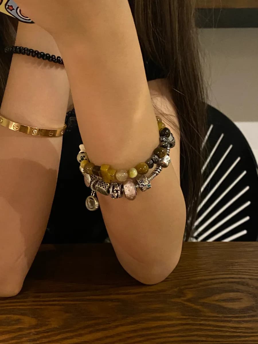 아리아나 그란데 이터널 선샤인 천사 · 십자가 비즈 팔찌 4