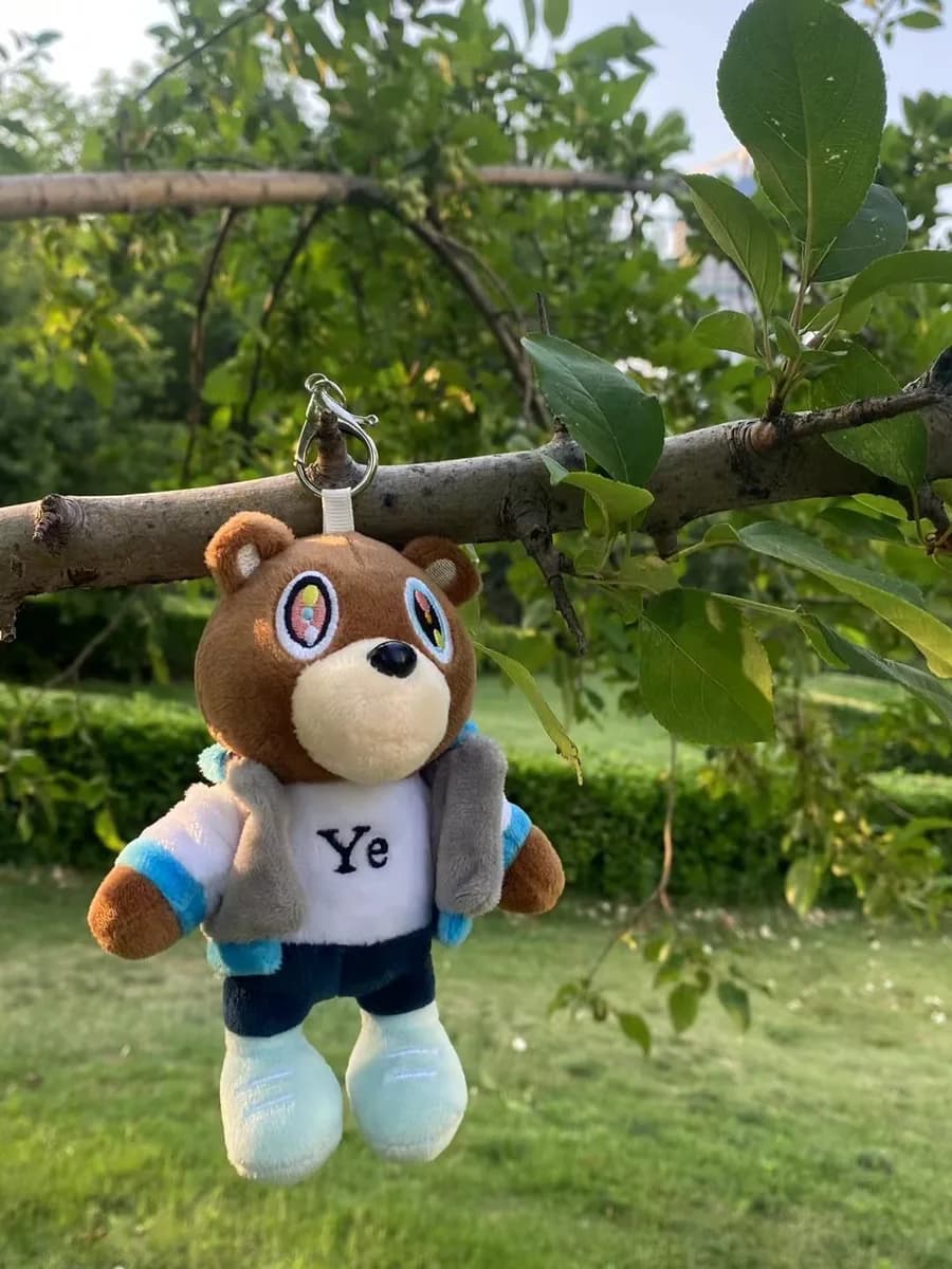 칸예 웨스트 그레듀에이션 베어 Ye 티셔츠 인형 키링 7